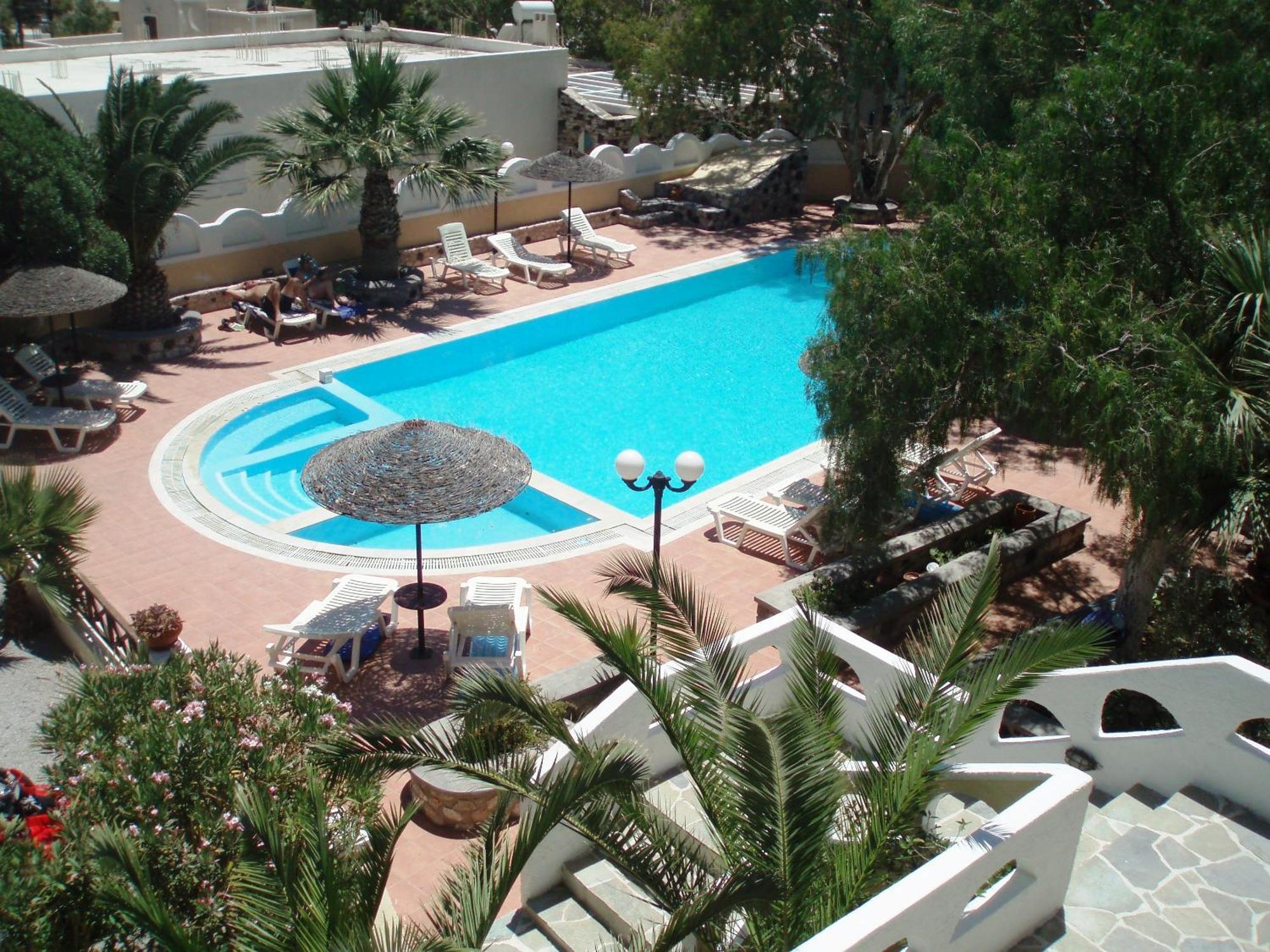 Theartemis Perissa Hotel Exterior photo